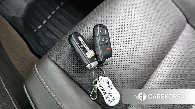 Jeep Grand Cherokee id 4447038 из Кореи 22
