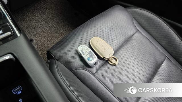 Hyundai The New Grandeur IG id 4496317 из Кореи 22