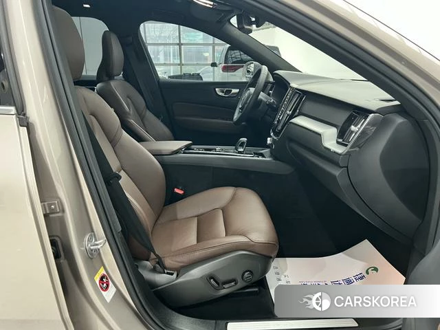 Volvo XC60 id 3939384 из Китая 22