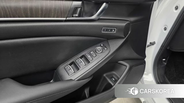 Honda Accord 10th Generation id 4323259 из Кореи 22