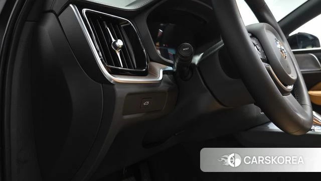 Volvo V60 Cross-Country 2nd Generation id 4753516 из Кореи 22