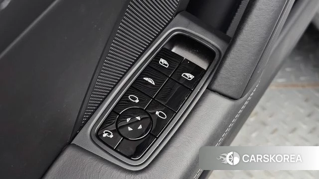 Porsche 911(992) id 4688887 из Кореи 22