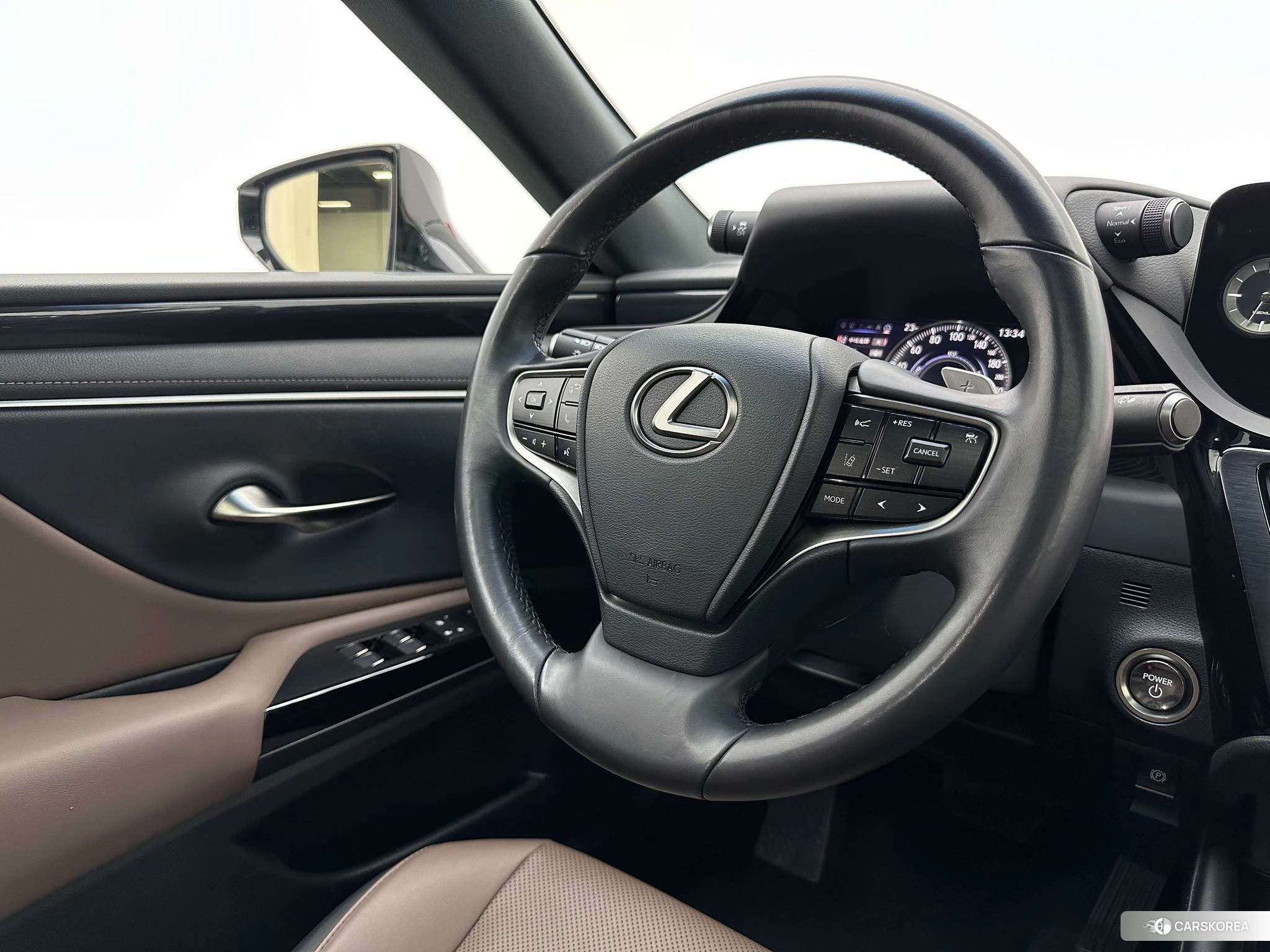 Lexus ES id 4473397 из Китая 22