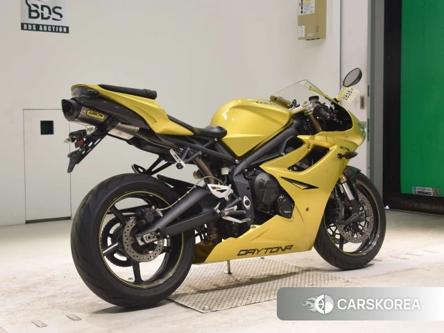 Triumph DAYTONA 675SE id 3946627 из Японии 22