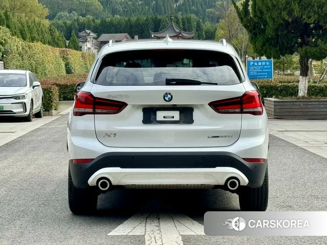 BMW X1 id 4333383 из Китая 22