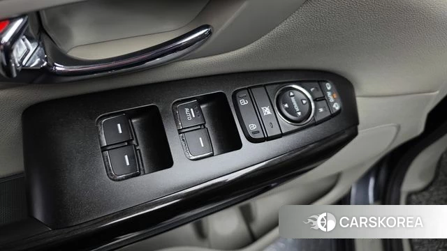 Kia The New Carnival id 4424753 из Кореи 22
