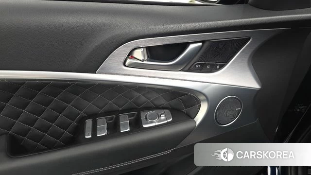 Genesis G70 id 4850041 из Кореи 22