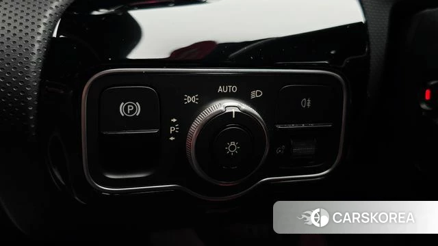 Mercedes-Benz A-Class W177 id 4400309 из Кореи 22