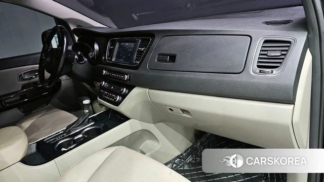 Kia The New Carnival id 4384763 из Кореи 22