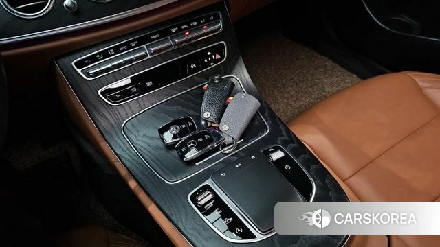 Mercedes-Benz E-Class W213 id 4303762 из Кореи 22