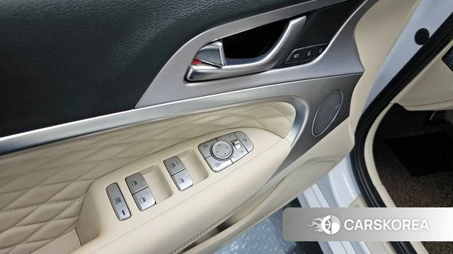 Genesis G70 id 4384653 из Кореи 22