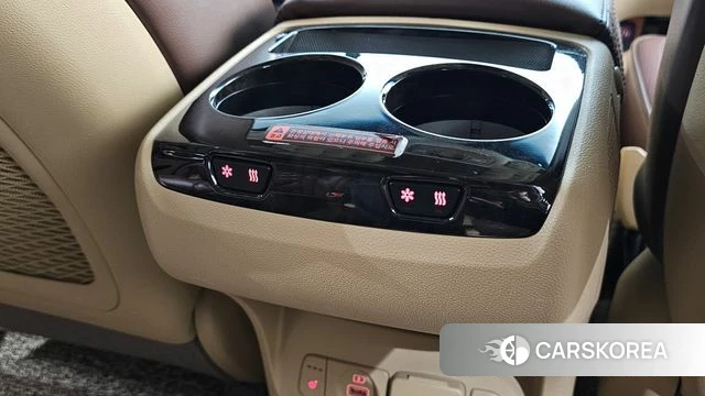 Kia All New Carnival id 4525853 из Кореи 22