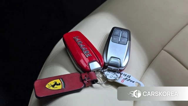 Ferrari 488 GTB id 4698997 из Кореи 22