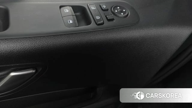 Hyundai Staria id 4468596 из Кореи 22