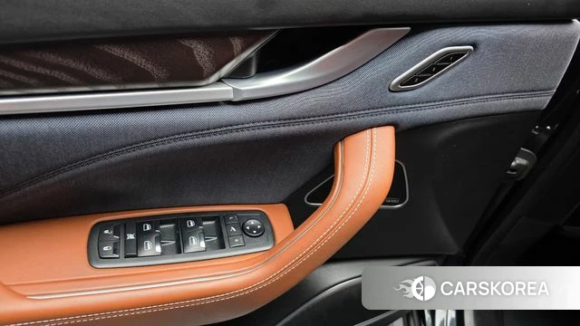 Maserati Levante id 4712625 из Кореи 22