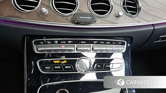 Mercedes-Benz E-Class W213 id 4581419 из Кореи 22