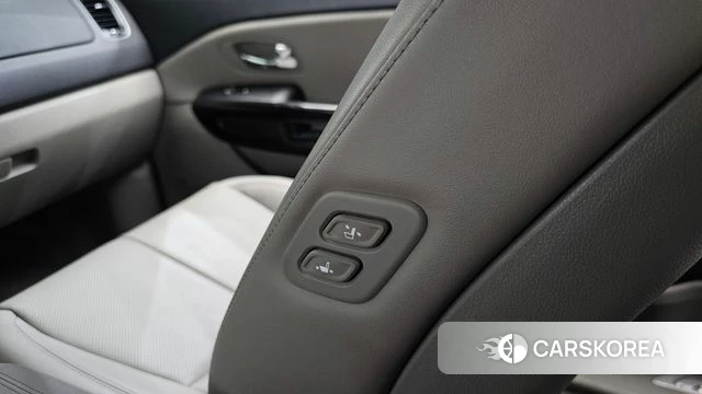 Kia The New Carnival id 4895488 из Кореи 22