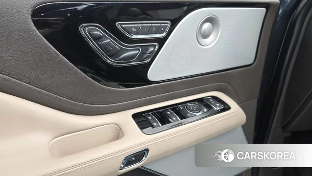 Lincoln Aviator 2nd generation id 4572468 из Кореи 22