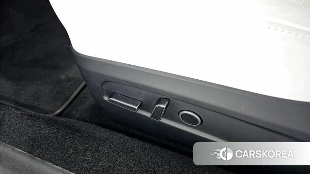 Tesla Model 3 id 4499780 из Кореи 22