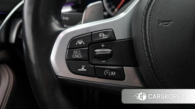 BMW 5 Series (G30) id 4251276 из Кореи 22
