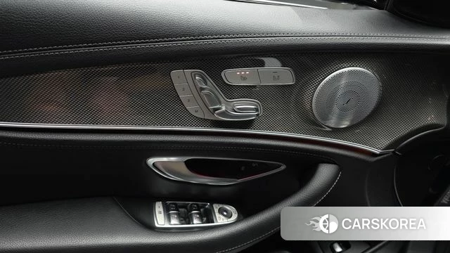 Mercedes-Benz E-Class W213 id 4430027 из Кореи 22