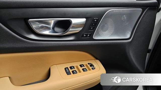 Volvo V60 Cross-Country 2nd Generation id 4249982 из Кореи 22