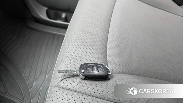 Hyundai The New Grand Starex id 4895603 из Кореи 22