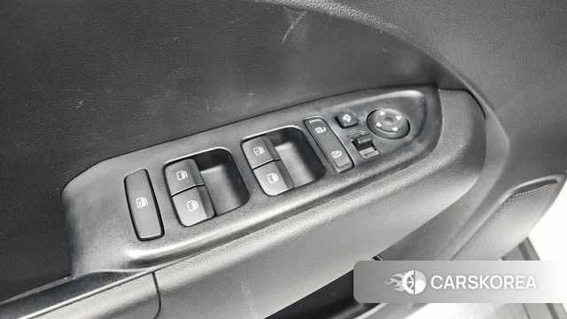 Hyundai Venue id 4384138 из Кореи 22