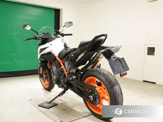 Проданный KTM 890 DUKE R id 4229622 из Японии, фото 22