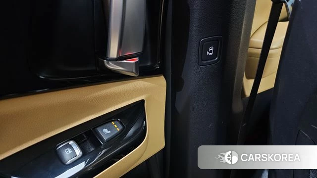 Kia Carnival 4th generation id 4501077 из Кореи 22