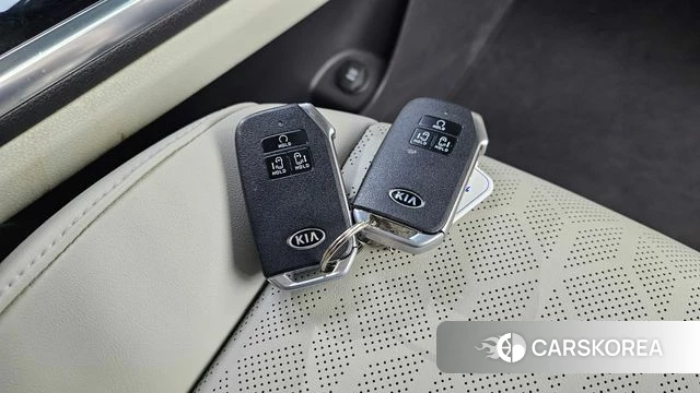 Kia Carnival 4th generation id 4542603 из Кореи 22