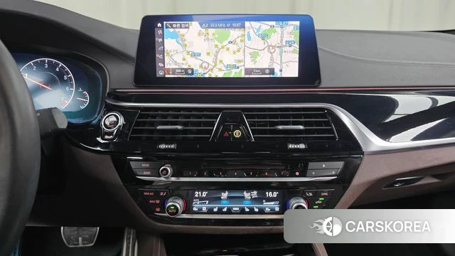 BMW 5 Series (G30) id 4325558 из Кореи 22