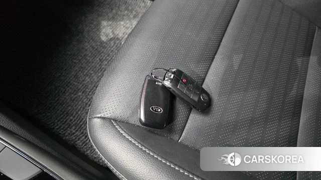 Kia The New K3 id 4397946 из Кореи 22