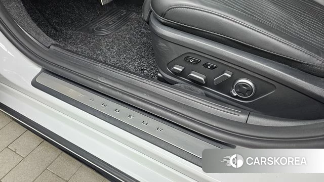Hyundai Grandeur Hybrid (GN7) id 4488638 из Кореи 22