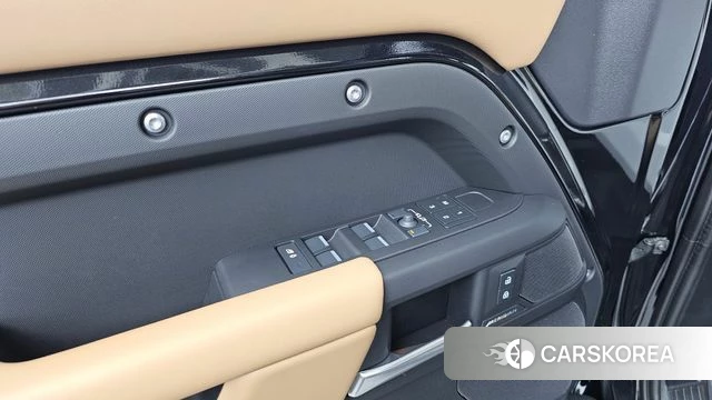 Land Rover Defender (L663) id 4734624 из Кореи 22