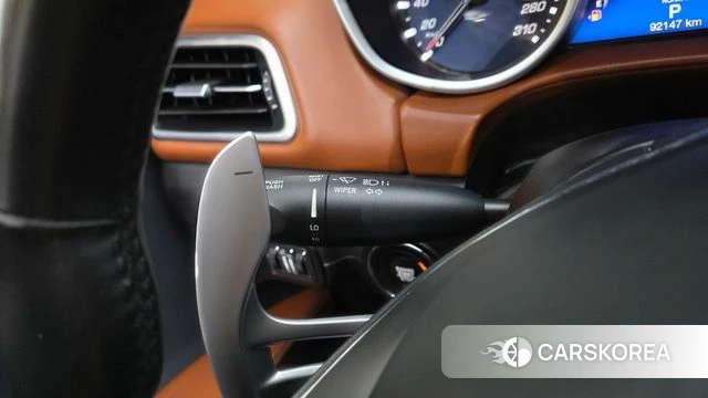 Maserati Ghibli id 4609649 из Кореи 22