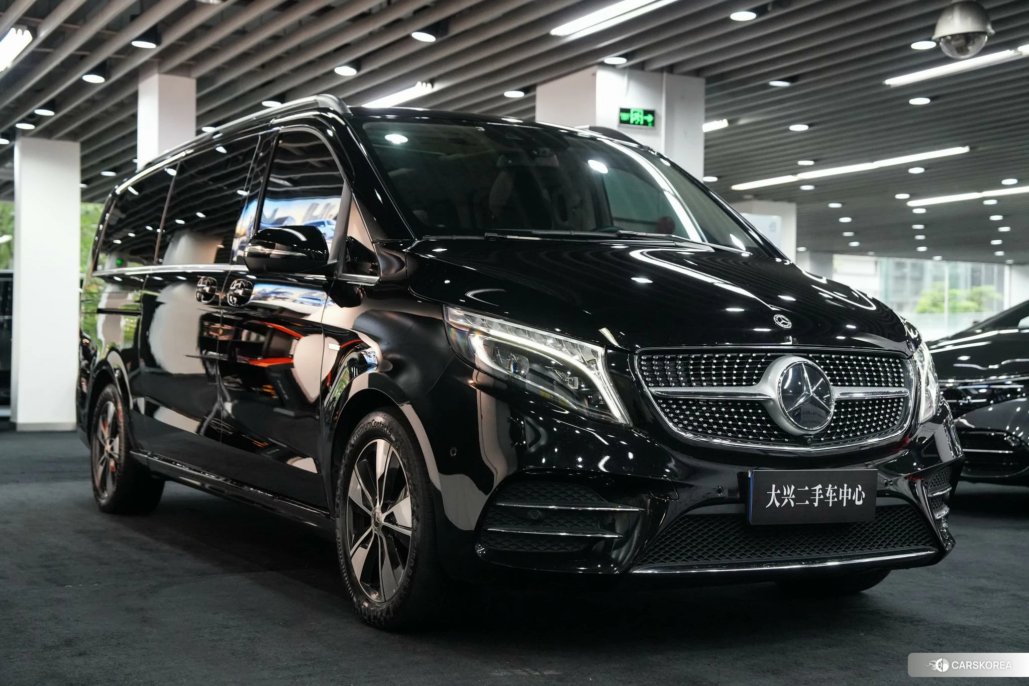 Mercedes-Benz V-class id 4487553 из Китая 22