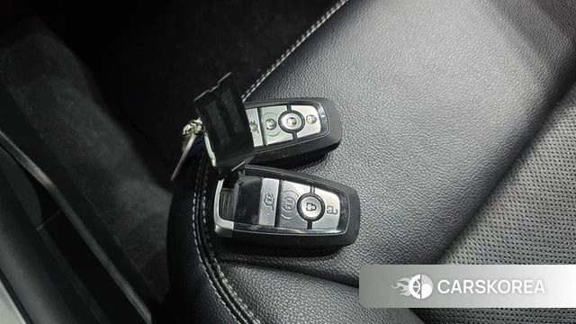 Ford Explorer 6th Generation id 4383085 из Кореи 22