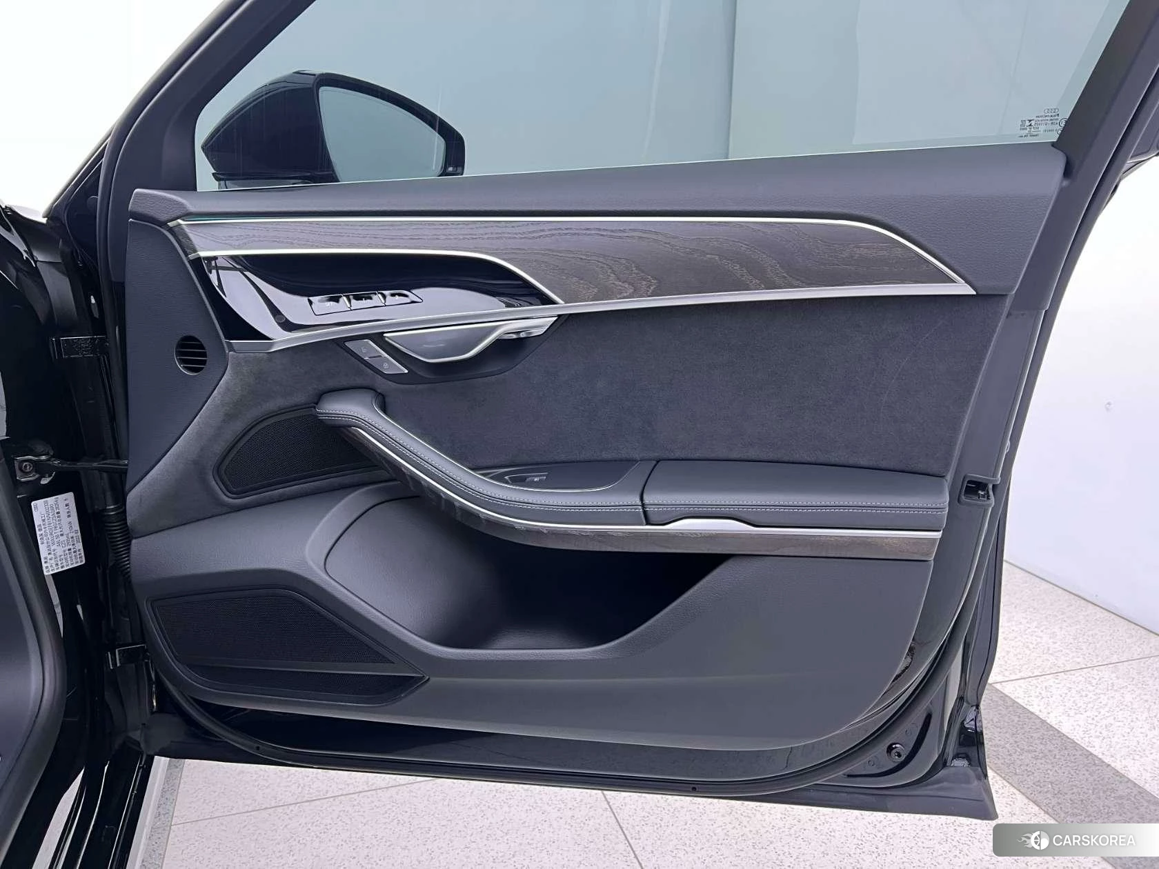 Audi A8 id 4498869 из Китая 22