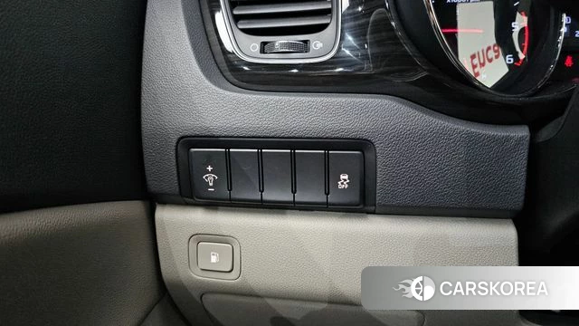 Kia The New Carnival id 4362720 из Кореи 22