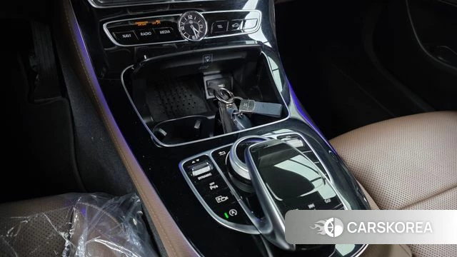Mercedes-Benz E-Class W213 id 4775761 из Кореи 22