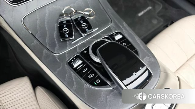Mercedes-Benz E-Class W213 id 4594111 из Кореи 22