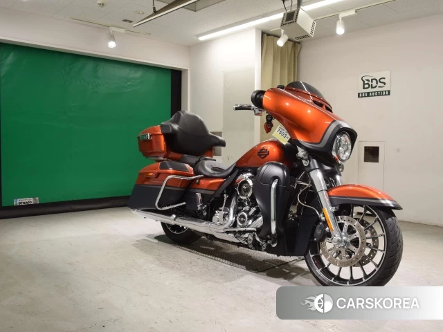 Harley-Davidson Street Glide FLHXSE1920 CVO id 3947960 из Японии 22