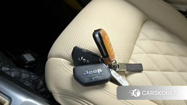 Jeep Wrangler (JL) id 4225119 из Кореи 22