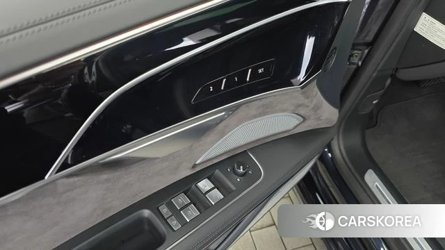 Audi A8 (D5) id 4604225 из Кореи 22