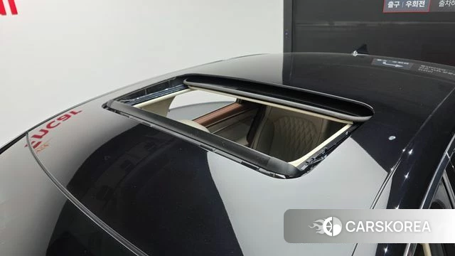 Genesis G90 id 4683672 из Кореи 22