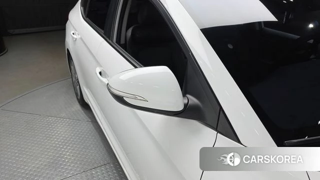 Hyundai Avante AD id 4403543 из Кореи 22