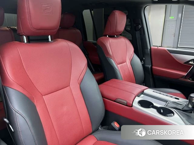 Lexus LX id 4263384 из Китая 22