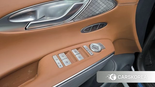 Genesis GV70 id 4905778 из Кореи 22