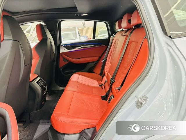 BMW X4 M id 4278383 из Китая 22